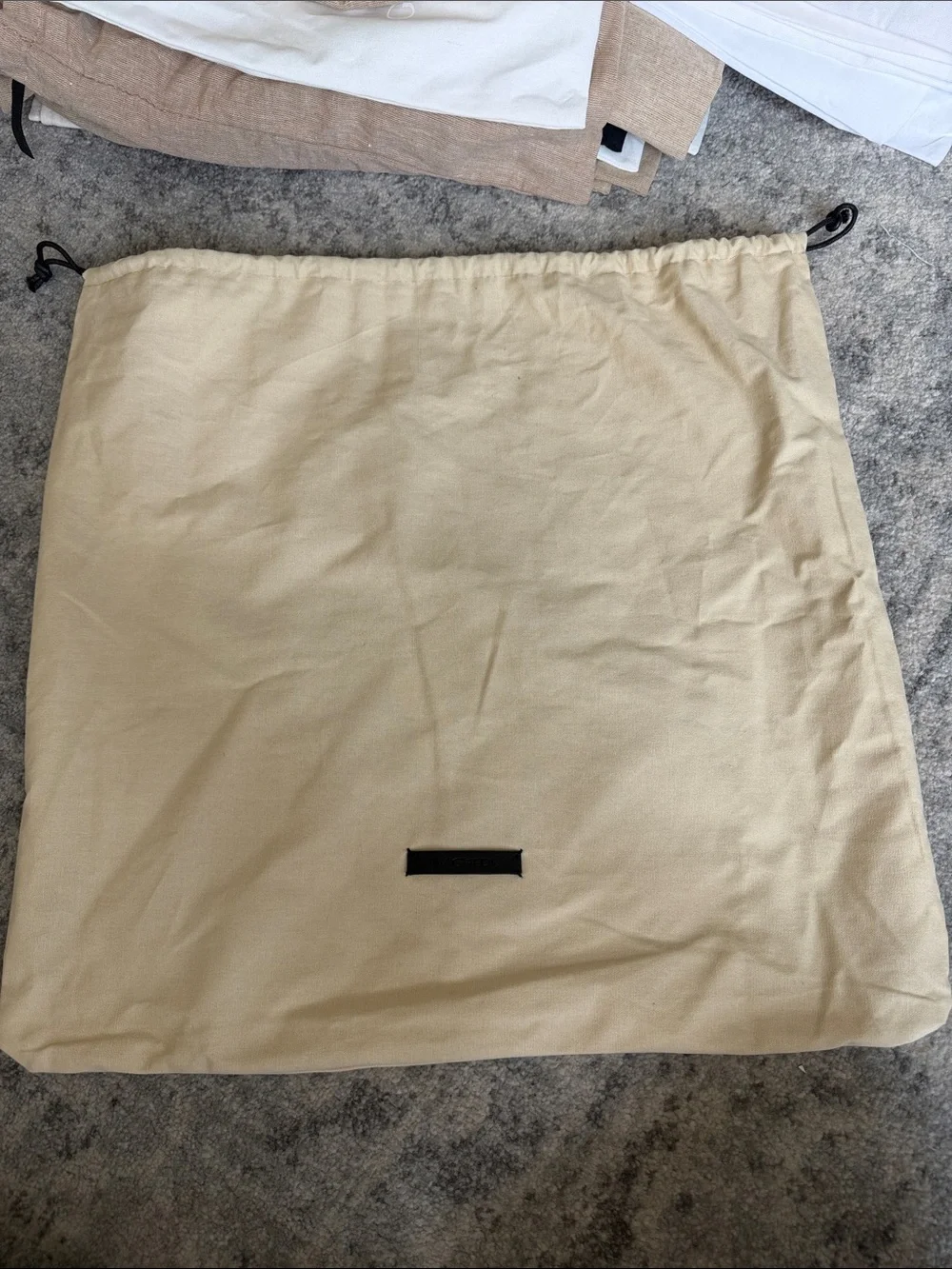 Naghedi Dust Bag